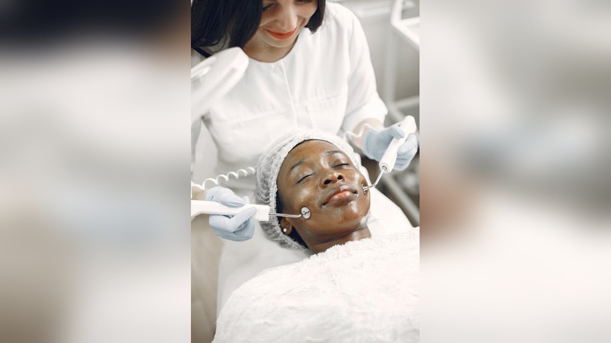 Microcurrent Devices for Facial Toning: Beginner's Guide — Glow Guide