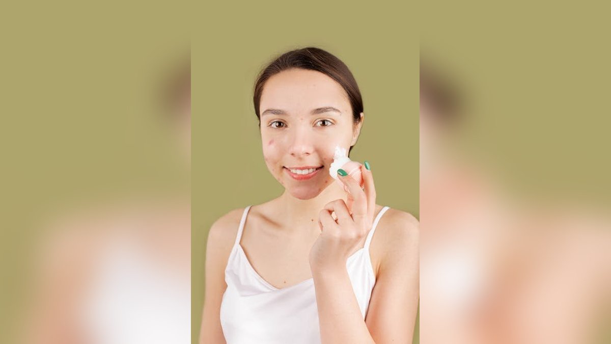 Rosacea-Friendly Skincare: Triggers,