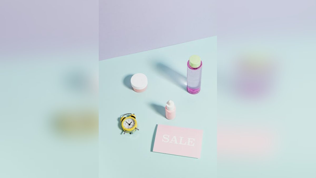 How to Time Your Beauty Purchases: Sales